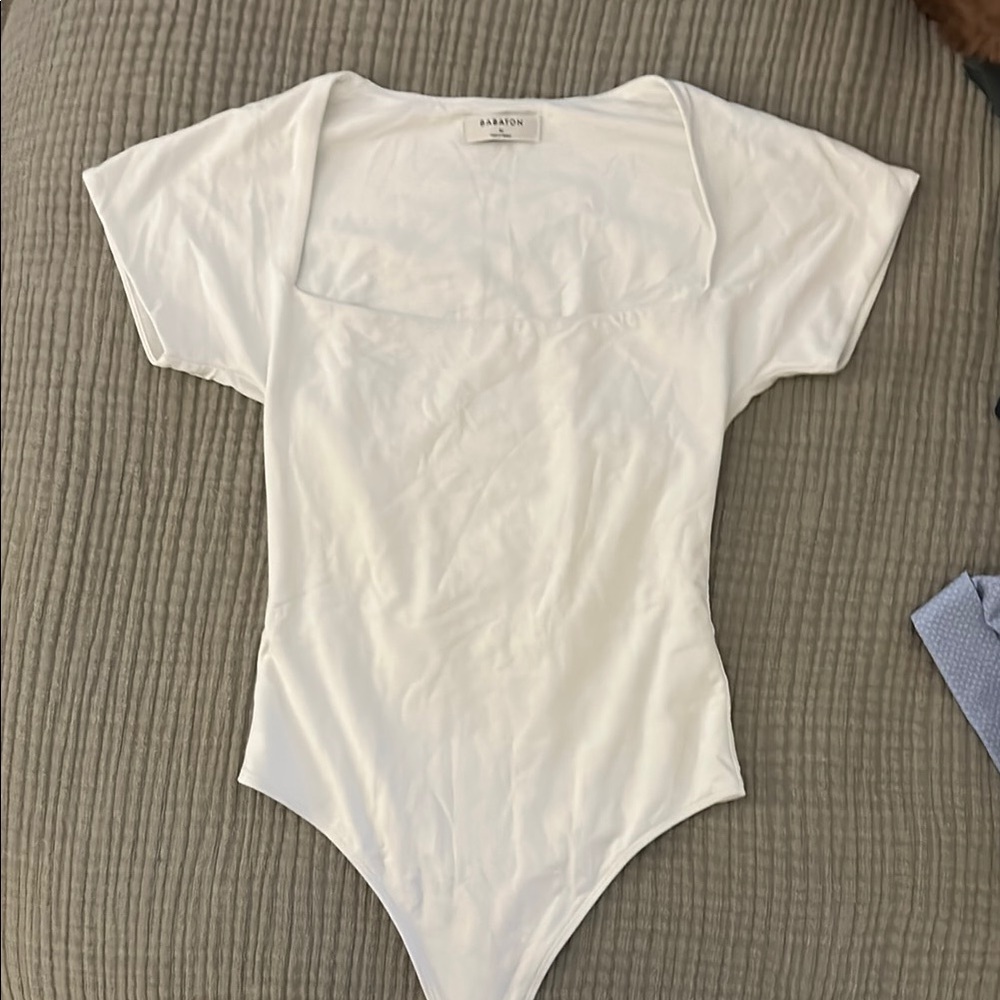 Babaton Cream Short Sleeve Bodysuit
